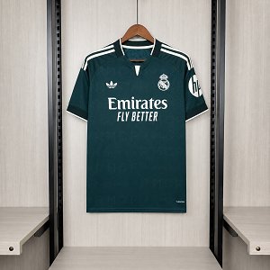 Away 26/27